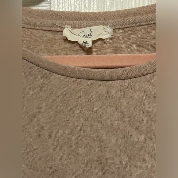 Easel Beige Sweatshirt with Red and Animal Patterned Sleeves M - Picture 2 of 5